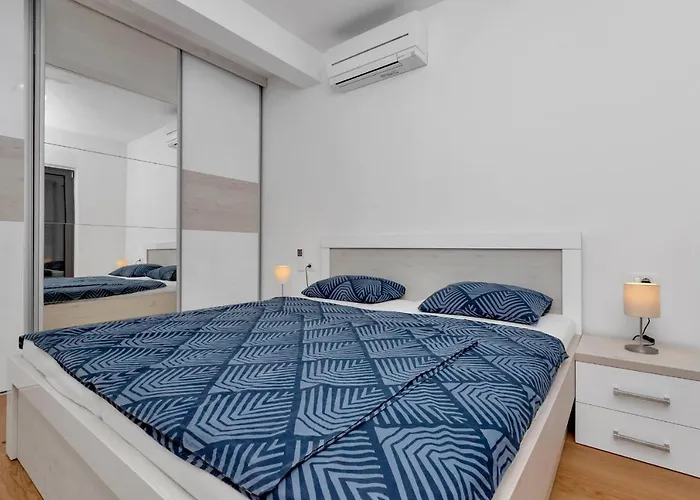 Luxury Sidro With Free Parking דירה