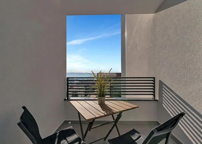 Luxury Sidro With Free Parking