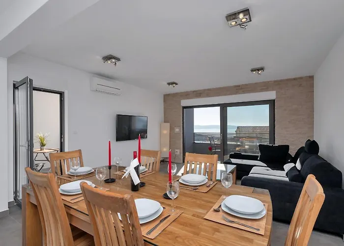 דירה Luxury Sidro With Free Parking מאקרסקה