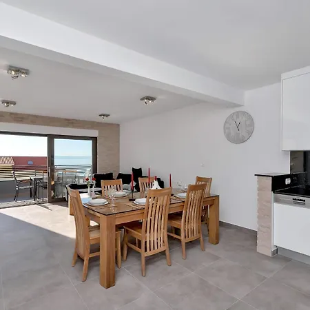 Luxury Sidro With Free Parking