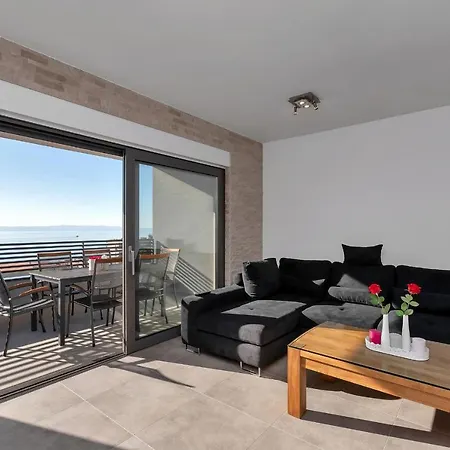 Luxury Sidro With Free Parking Apartmán