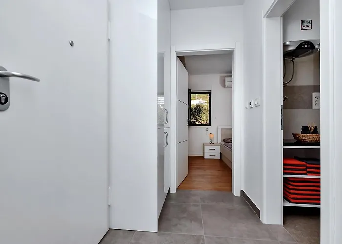 Luxury Sidro With Free Parking