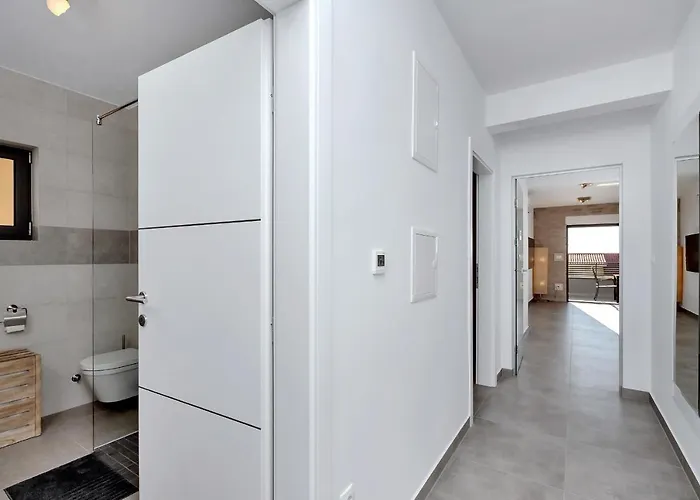 Luxury Sidro With Free Parking Makarska